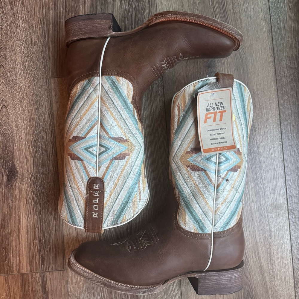 ⭐️NWT⭐️ Roper Zakota Square Toe Cowboy Boots, Native Print Western Boot - Picture 3 of 5